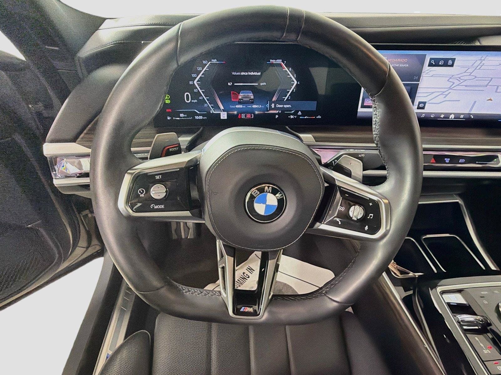 Used 2024 BMW 760i xDrive AWD/4WD image 11