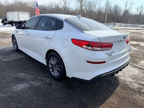 Used 2019 Kia Optima LX image 5