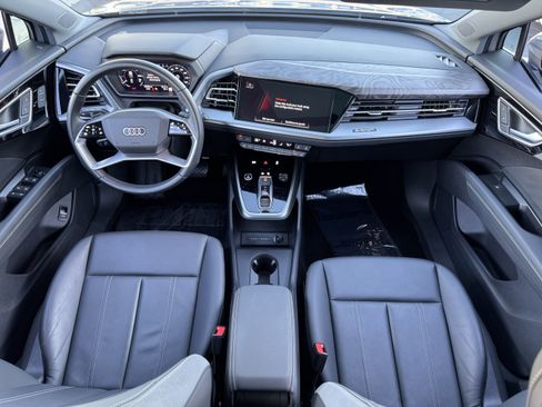 Used 2024 Audi Q4 e-tron Premium Plus w/ Premium Plus image 31