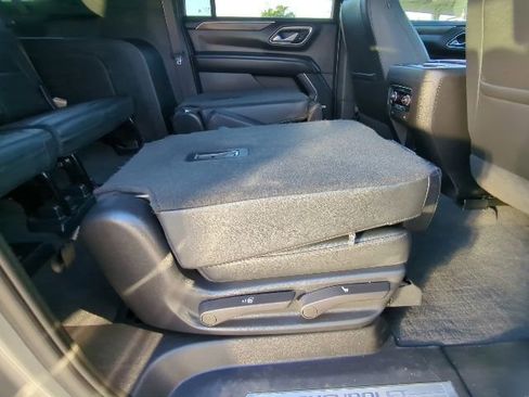 Certified 2022 Chevrolet Suburban LT image 22