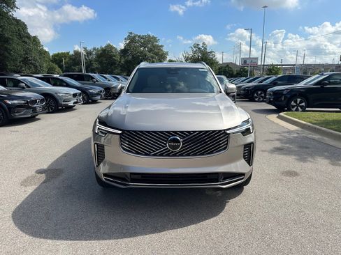 New 2026 Volvo XC90 B5 Plus image 6