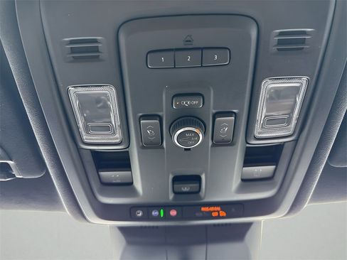 Used 2024 Cadillac Escalade Premium Luxury Platinum image 55