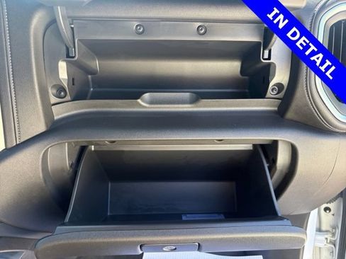 Used 2022 Chevrolet Silverado 1500 LTZ AWD/4WD image 38