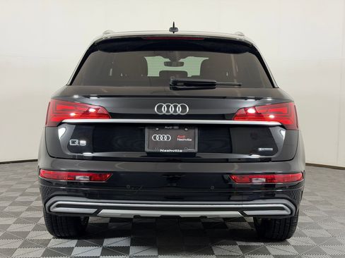 Used 2023 Audi Q5 2.0T Premium w/ Convenience Package AWD/4WD image 10