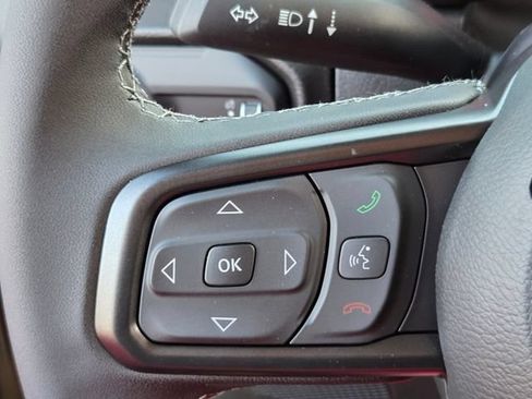 New 2026 Jeep Gladiator Sport AWD/4WD image 13
