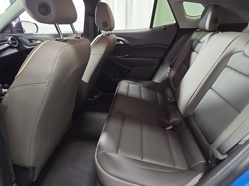 Used 2025 Chevrolet Trax ACTIV w/ Driver Confidence Package FWD image 27