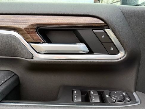 New 2026 Chevrolet Silverado 3500 LT image 25