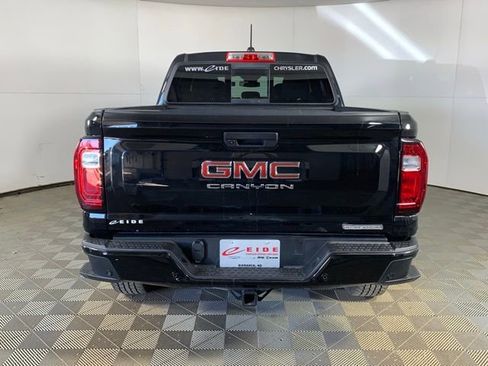 Used 2025 GMC Canyon Elevation image 8