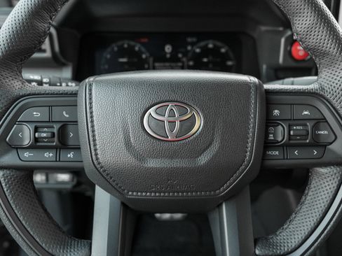 Used 2024 Toyota Tacoma TRD Pro image 16