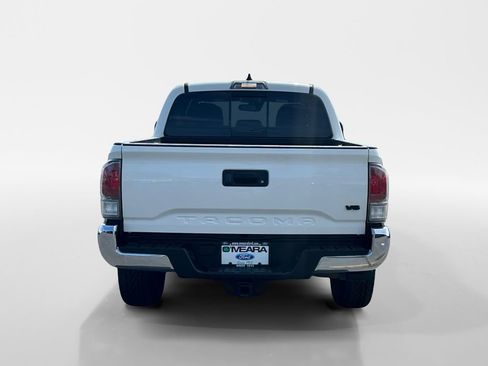 Used 2023 Toyota Tacoma TRD Off-Road AWD/4WD image 4