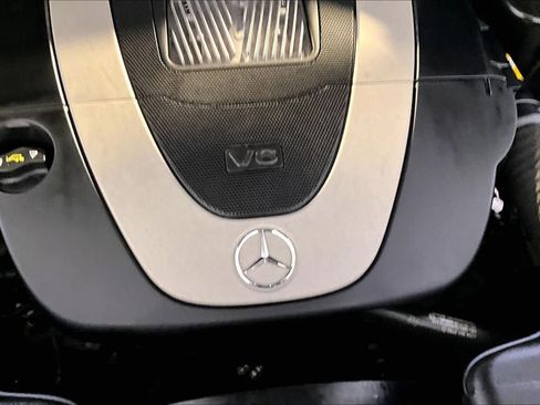 Used 2010 Mercedes-Benz GLK 350 4MATIC image 30