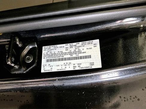 Used 2015 Ford F150 XLT w/ Equipment Group 302A Luxury image 36