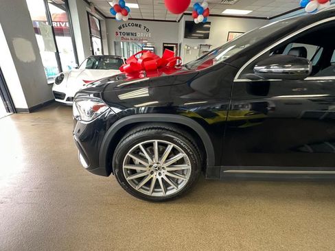 Used 2021 Mercedes-Benz GLA 250 4MATIC image 7