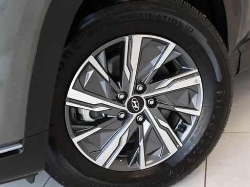 Used 2024 Hyundai Tucson Blue image 2