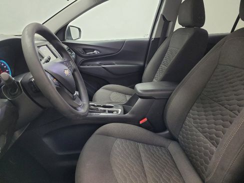 Used 2021 Chevrolet Equinox LT FWD image 17