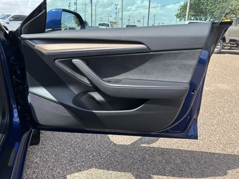 Used 2023 Tesla Model 3 Performance AWD/4WD image 24