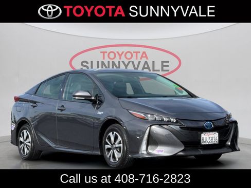 Used 2019 Toyota Prius Prime Premium FWD image 10