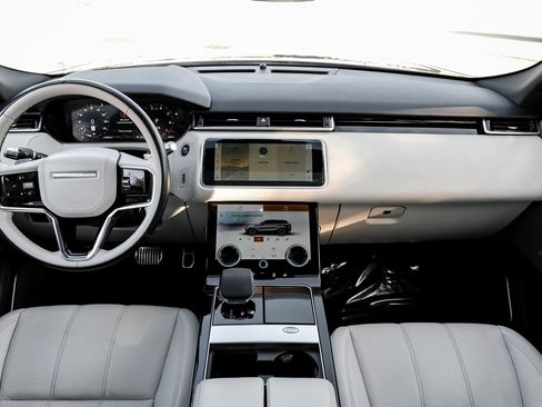 Used 2021 Land Rover Range Rover Velar R-Dynamic S image 14