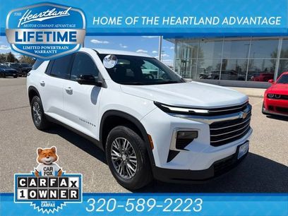 Used 2024 Chevrolet Traverse LT