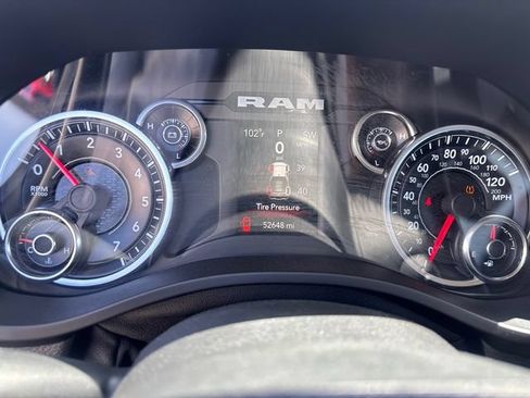 Used 2019 RAM 1500 Big Horn AWD/4WD image 8