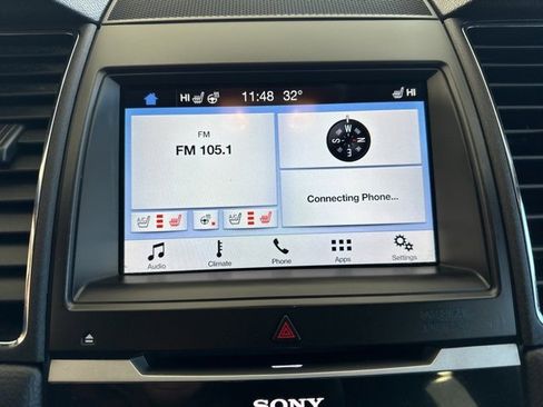 Used 2019 Ford Taurus Limited image 19