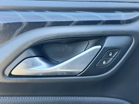 Used 2021 GMC Yukon Denali w/ Denali Ultimate Package image 24