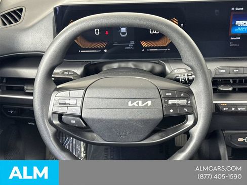 Used 2025 Kia K4 FWD image 26