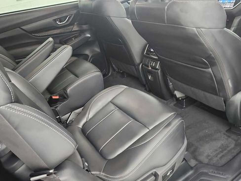 Certified 2026 Subaru Ascent Premium AWD/4WD image 39