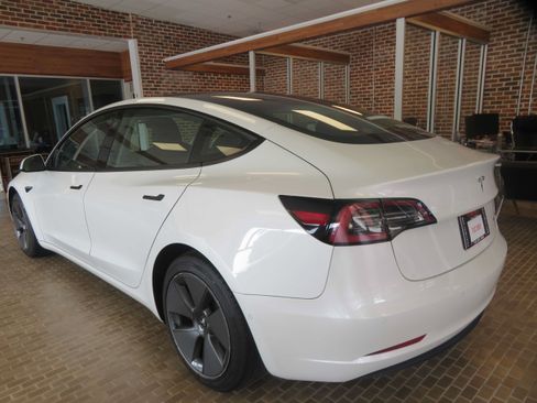 Used 2021 Tesla Model 3 Long Range AWD/4WD image 71