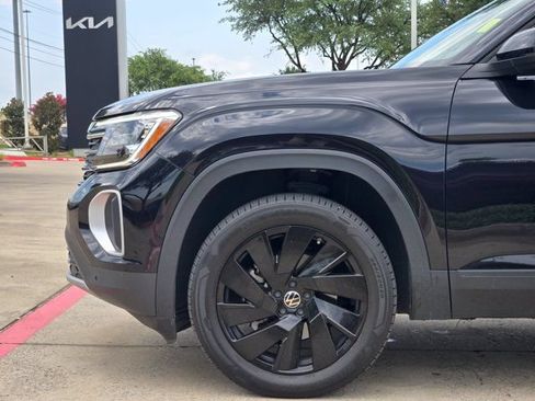 Used 2024 Volkswagen Atlas SE FWD image 10