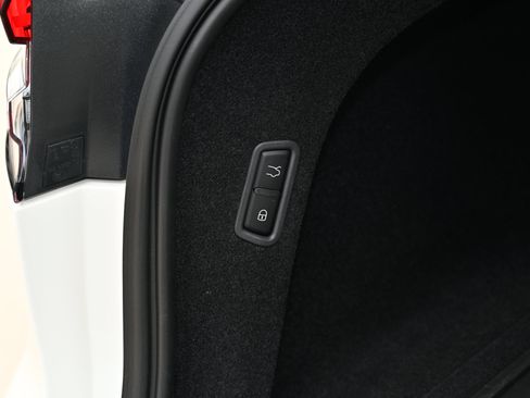 Used 2024 Maserati Levante Modena Ultima AWD/4WD image 38