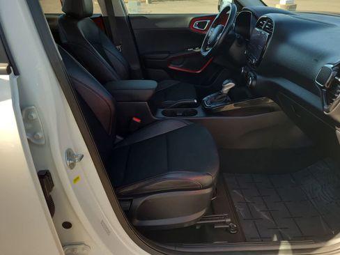 Used 2023 Kia Soul GT-Line image 22