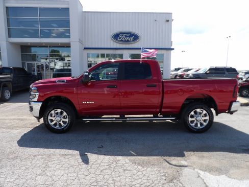 Used 2026 RAM 2500 Big Horn AWD/4WD image 1