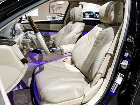 Used 2016 Mercedes-Benz S 550 Sedan image 36