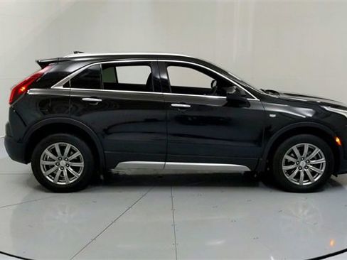 Used 2020 Cadillac XT4 Premium Luxury image 6