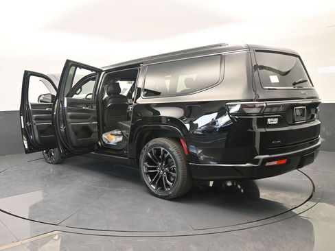 New 2026 Jeep Grand Wagoneer L Summit AWD/4WD image 79