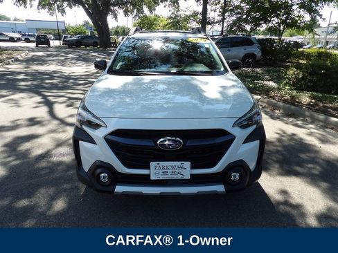 Used 2024 Subaru Outback Limited AWD/4WD image 3