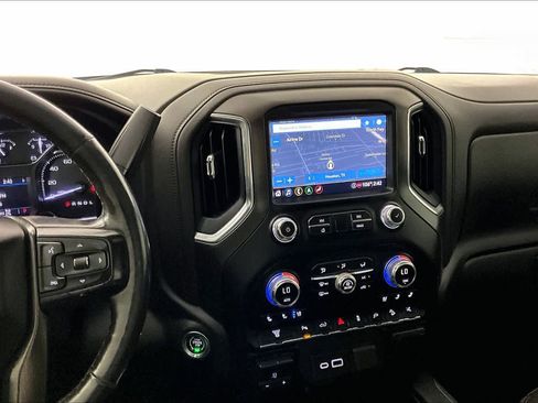 Used 2022 GMC Sierra 2500 AT4 w/ AT4 Preferred Package AWD/4WD image 7