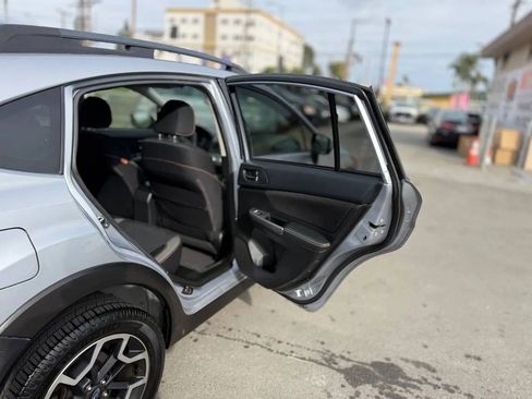 Used 2017 Subaru Crosstrek 2.0i Premium image 30