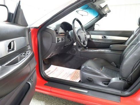 Used 2002 Ford Thunderbird image 9