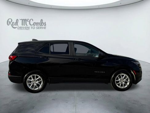 Used 2022 Chevrolet Equinox LS w/ LS Convenience Package image 6