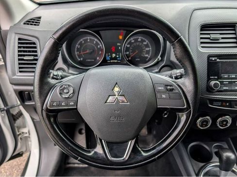 Used 2017 Mitsubishi Outlander Sport ES FWD image 18