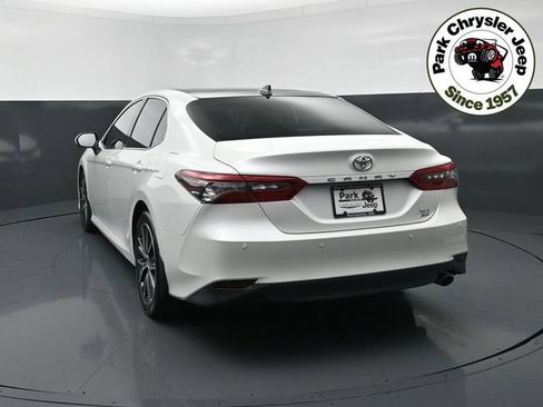 Used 2023 Toyota Camry XLE w/ Navigation Package AWD/4WD image 4