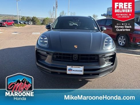 Used 2024 Porsche Macan AWD/4WD image 2