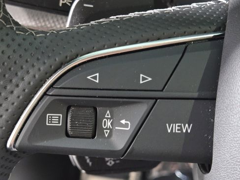 Used 2024 Audi SQ5 Premium Plus w/ Premium Plus Package image 25