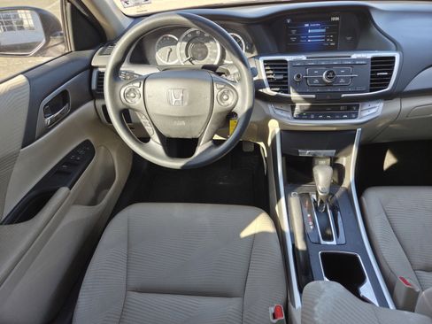 Used 2015 Honda Accord LX image 7