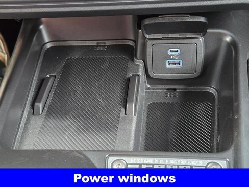 New 2025 Ford Bronco Outer Banks image 18