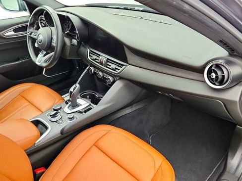 Used 2022 Alfa Romeo Giulia Ti image 26