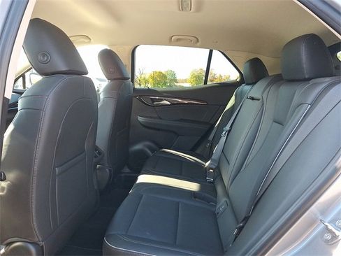 Used 2023 Buick Envision Essence image 11