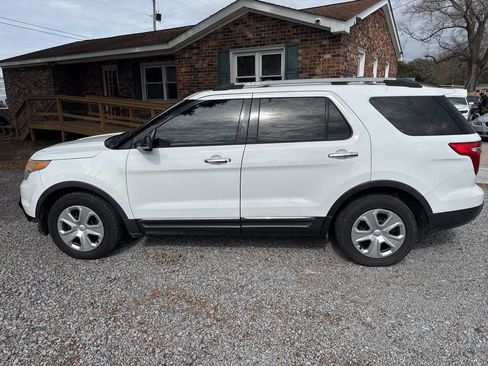 Used 2013 Ford Explorer XLT w/ Class III Trailer Tow Pkg image 7